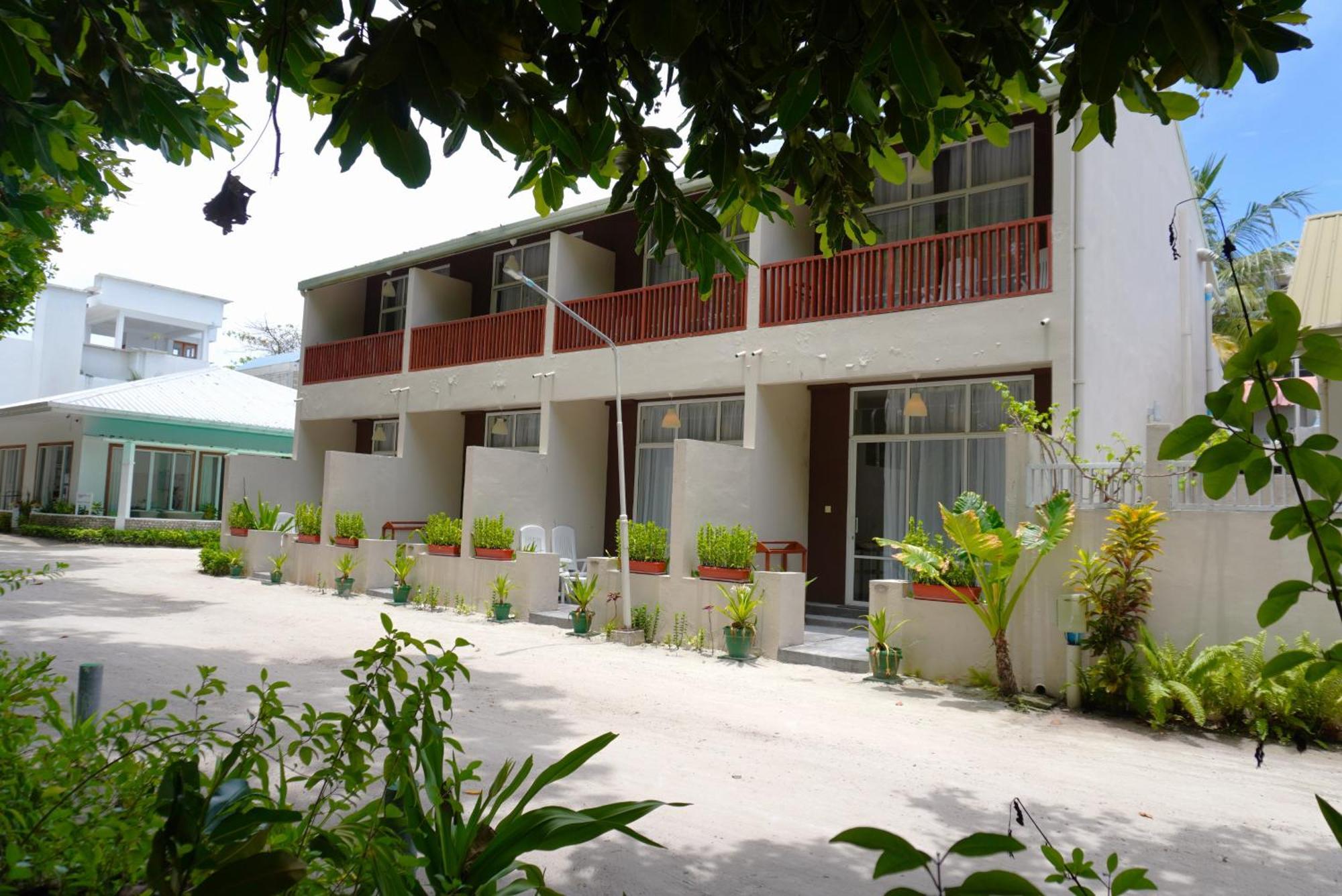 Tme Retreats Dhigurah Hotel Dhigurah  Exterior foto