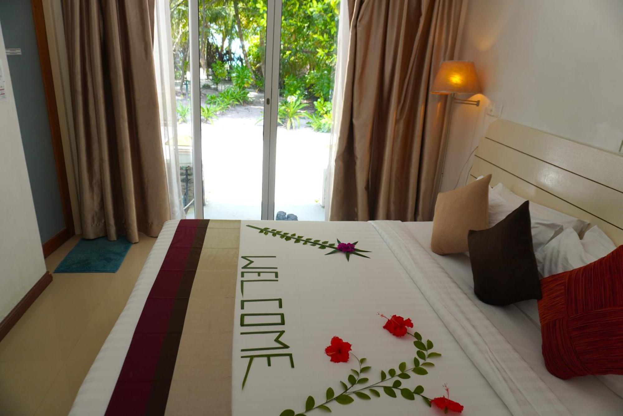 Tme Retreats Dhigurah Hotel Dhigurah  Exterior foto
